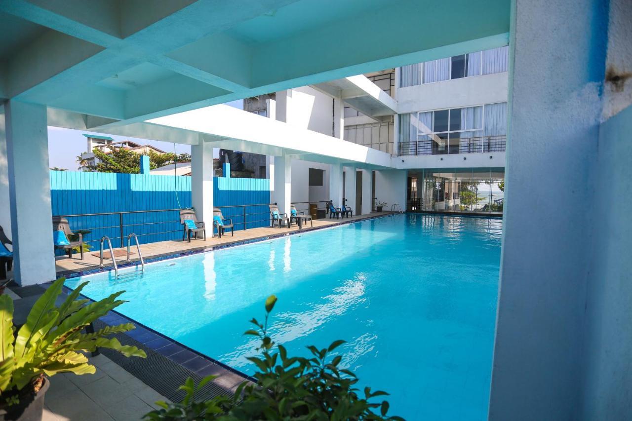 Hotel Twenty Two Binaweli à Weligama Extérieur photo